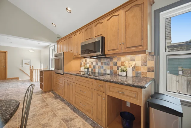 32 Plaxton Drive, East York - photo 28