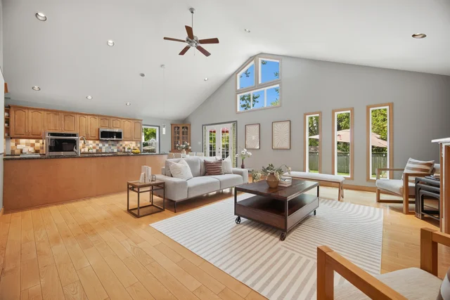 32 Plaxton Drive, East York - photo 34