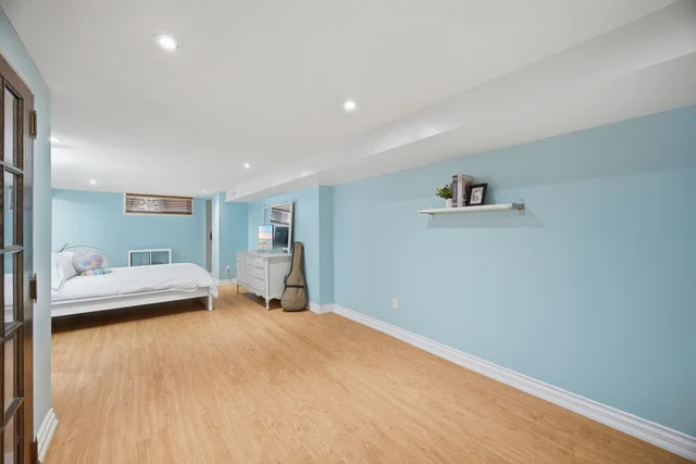 32 Plaxton Drive, East York - photo 56