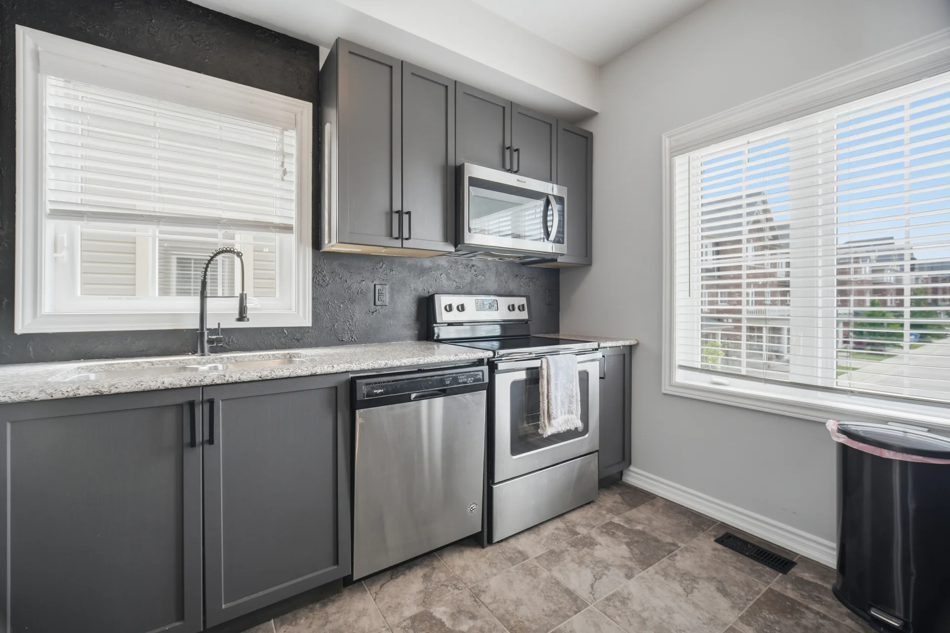 #73-88 Decorso Drive, Guelph - photo 8