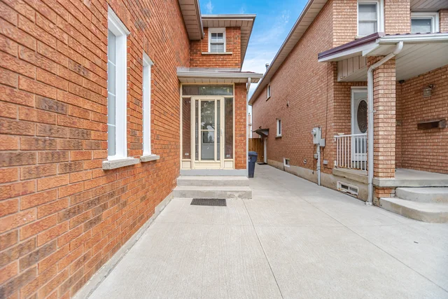 66 Cinrickbar Drive, Etobicoke - photo 6