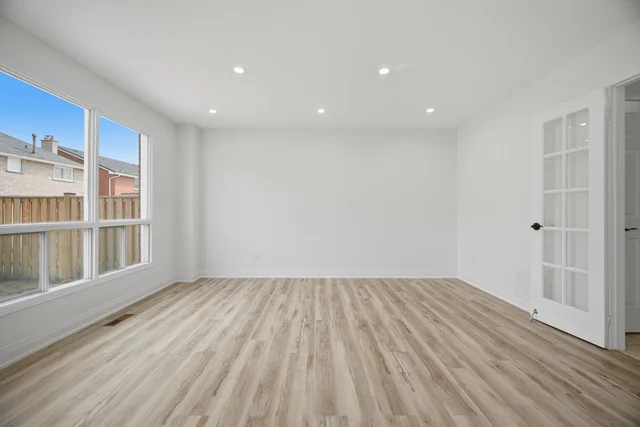 66 Cinrickbar Drive, Etobicoke - photo 17