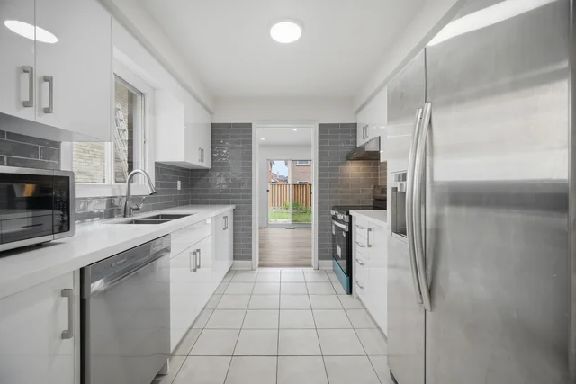 66 Cinrickbar Drive, Etobicoke - photo 23