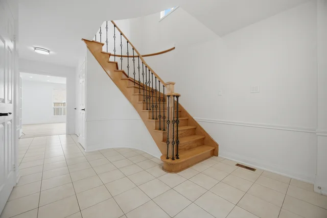 66 Cinrickbar Drive, Etobicoke - photo 32