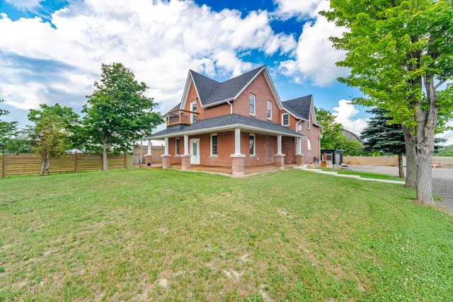 3163 Simcoe County Road 50, Loretto - photo 3