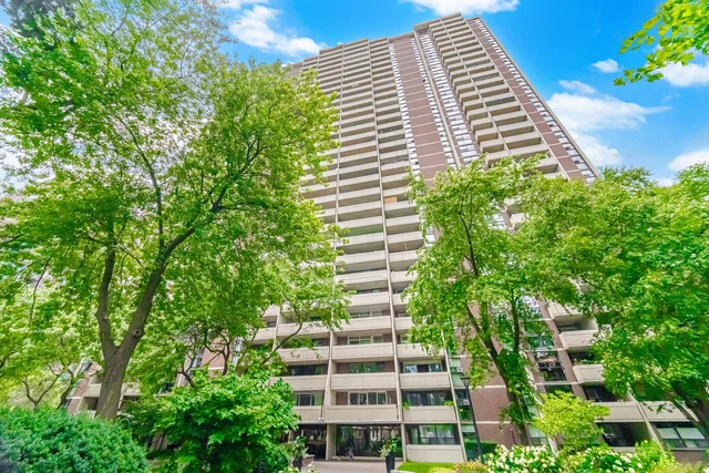#1104-40 Homewood Avenue, Toronto - photo 2
