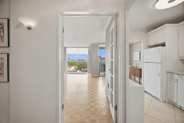 #1104-40 Homewood Avenue, Toronto - photo 9