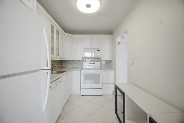 #1104-40 Homewood Avenue, Toronto - photo 21
