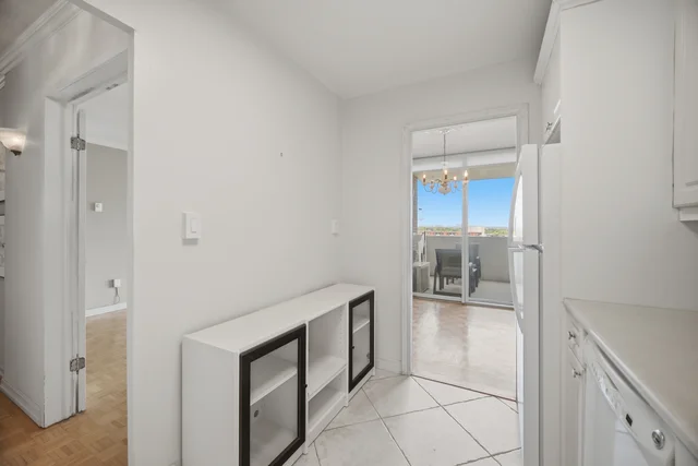 #1104-40 Homewood Avenue, Toronto - photo 23