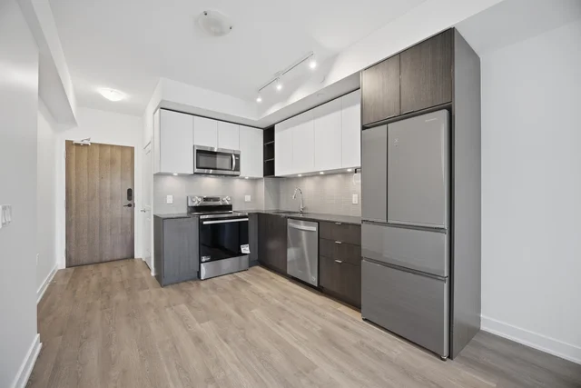 #714-100 Eagle Rock Way, Vaughan - photo 7