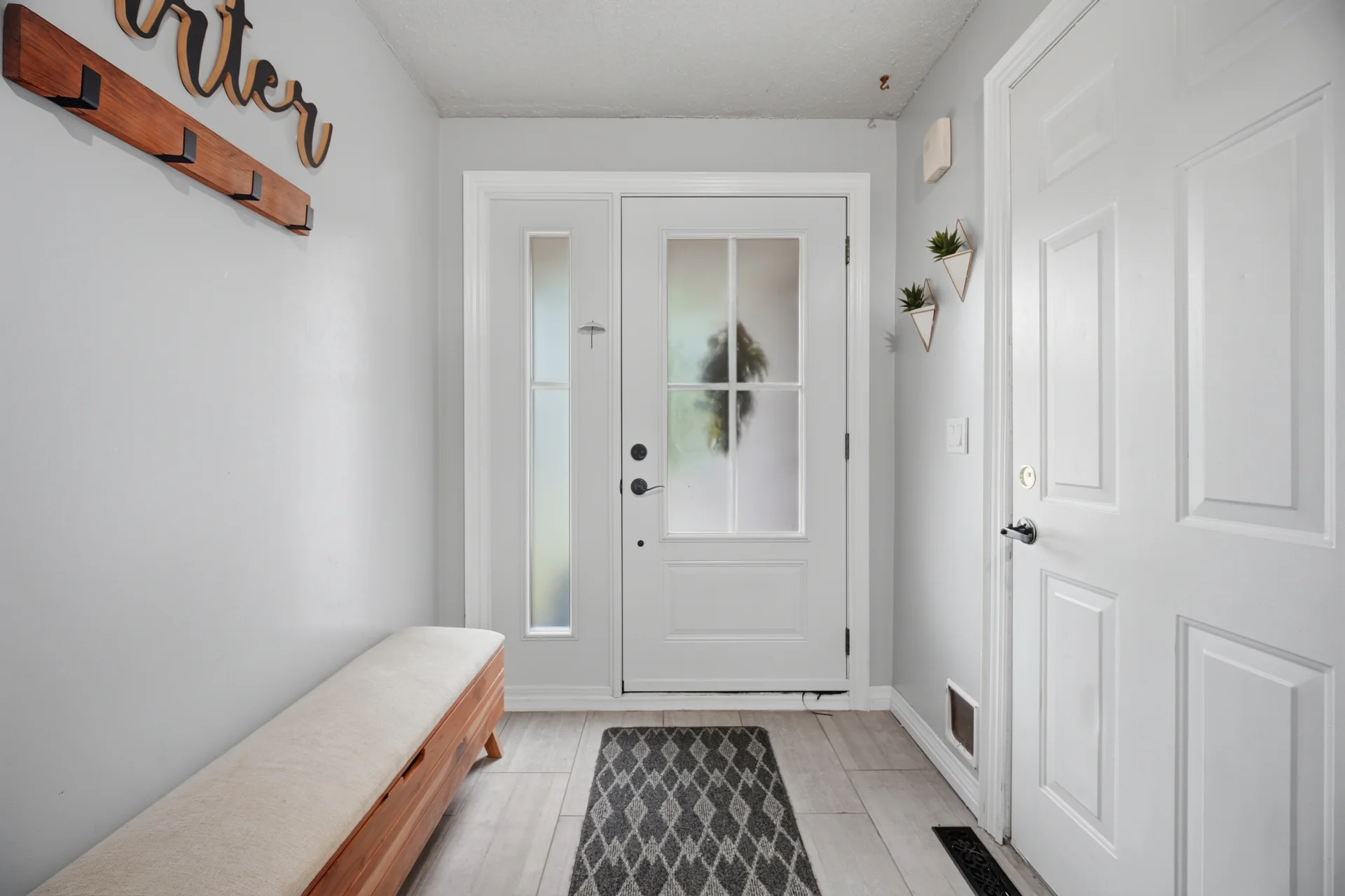 14 Royal Palm Drive, Brampton - photo 7
