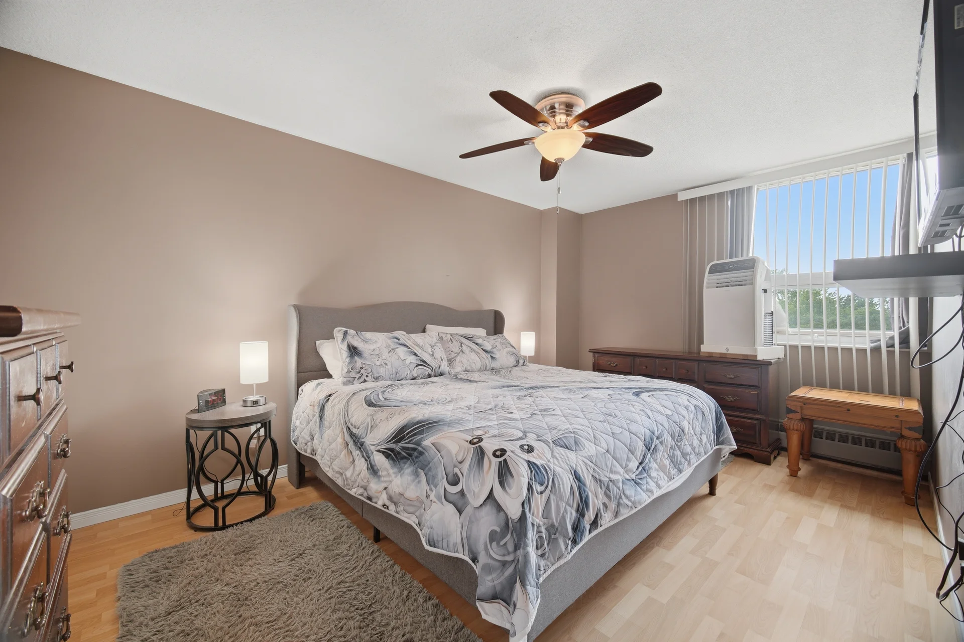 3651460