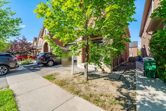 55 Loftsmoor Drive, Brampton - photo 3