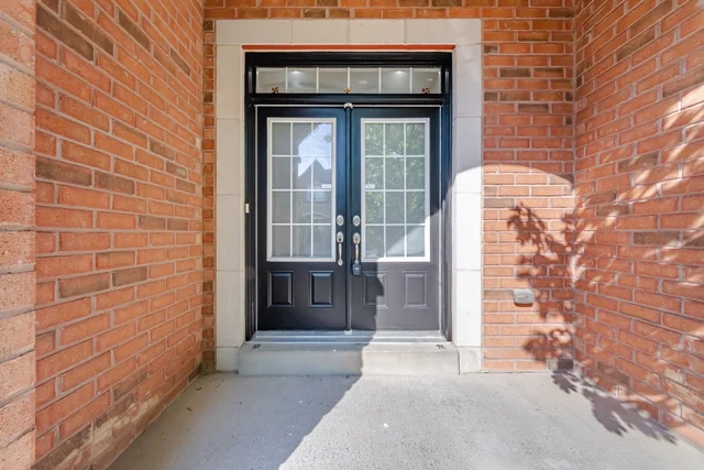 55 Loftsmoor Drive, Brampton - photo 5