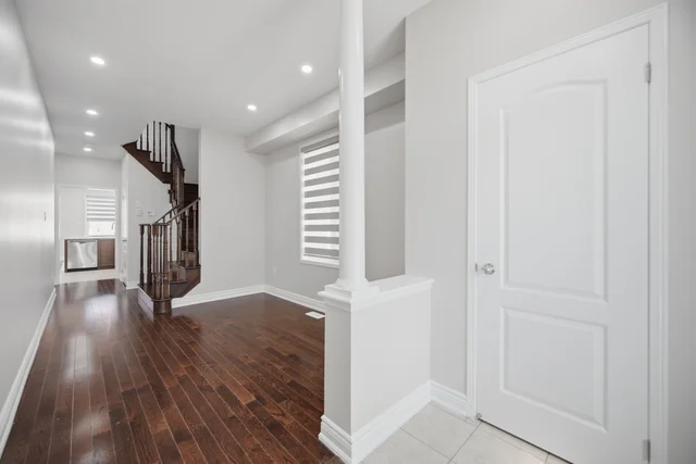 55 Loftsmoor Drive, Brampton - photo 7