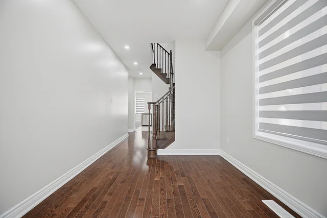 55 Loftsmoor Drive, Brampton - photo 9