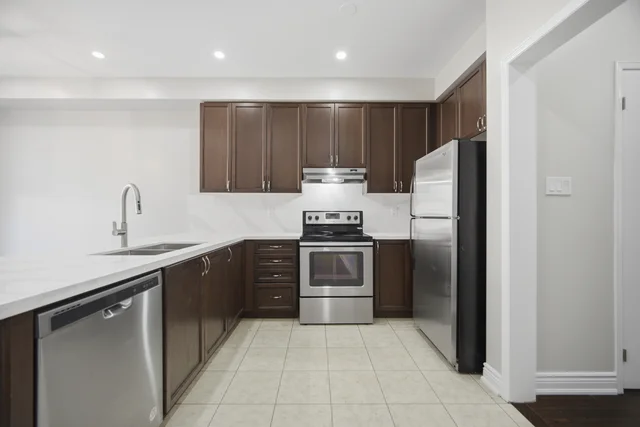 55 Loftsmoor Drive, Brampton - photo 13