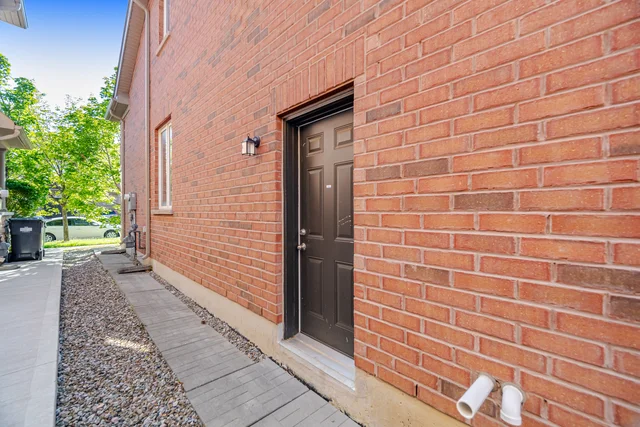 55 Loftsmoor Drive, Brampton - photo 42