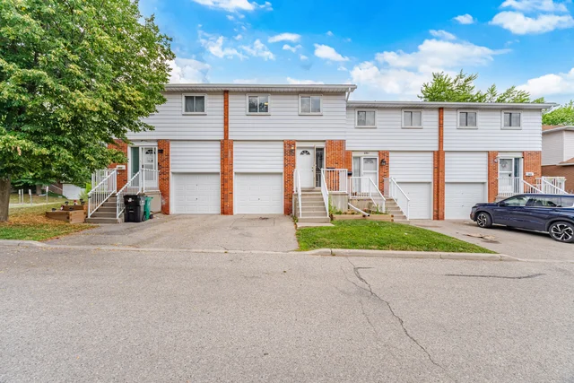 295 B Bluevale Street North, Waterloo - photo 2