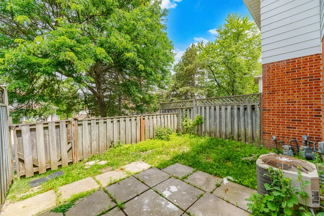 295 B Bluevale Street North, Waterloo - photo 39