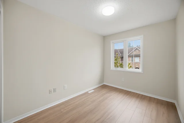 79 Bernard Avenue, Brampton - photo 35