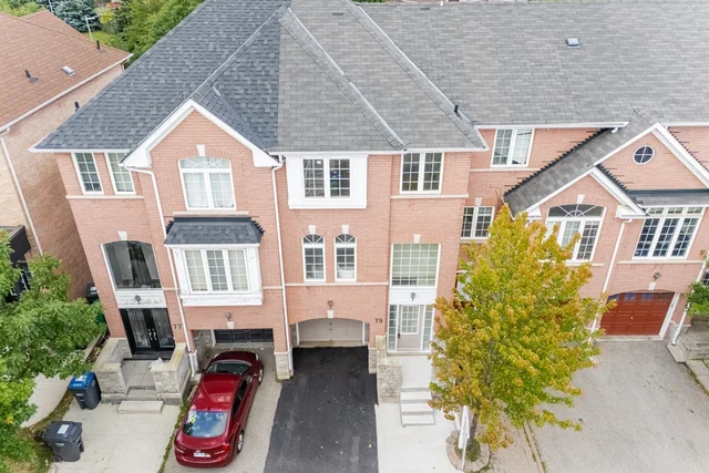 79 Bernard Avenue, Brampton - photo 1
