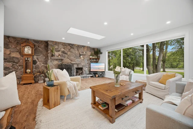 915 Governors Road, Hamilton - photo 8