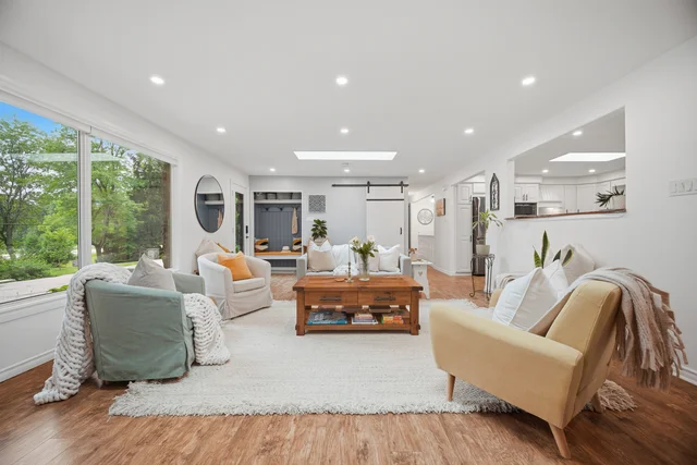 915 Governors Road, Hamilton - photo 10