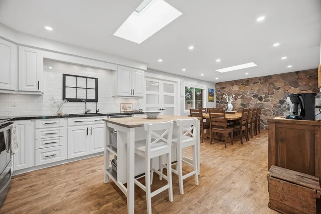 915 Governors Road, Hamilton - photo 16