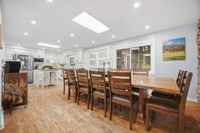 915 Governors Road, Hamilton - photo 19