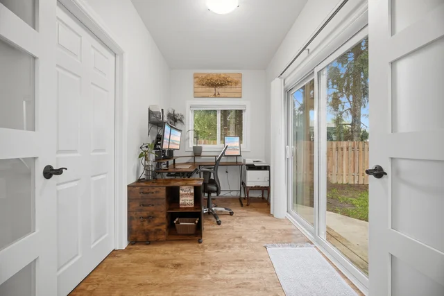 915 Governors Road, Hamilton - photo 22