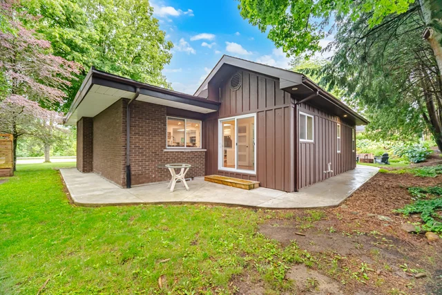 915 Governors Road, Hamilton - photo 55