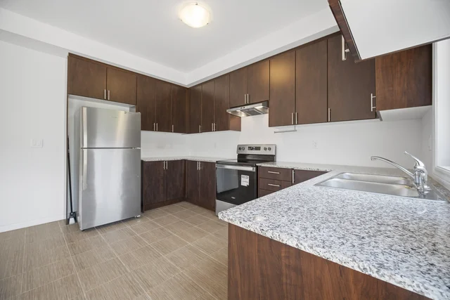 420 Van Dusen Avenue, Southgate - photo 15