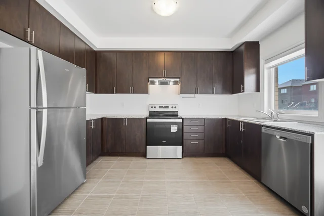 420 Van Dusen Avenue, Southgate - photo 16