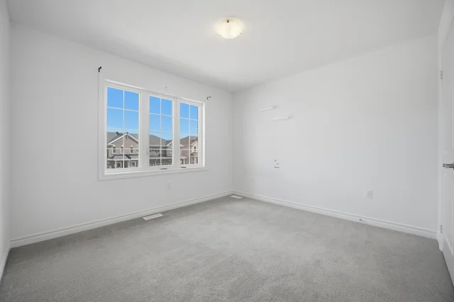 420 Van Dusen Avenue, Southgate - photo 32