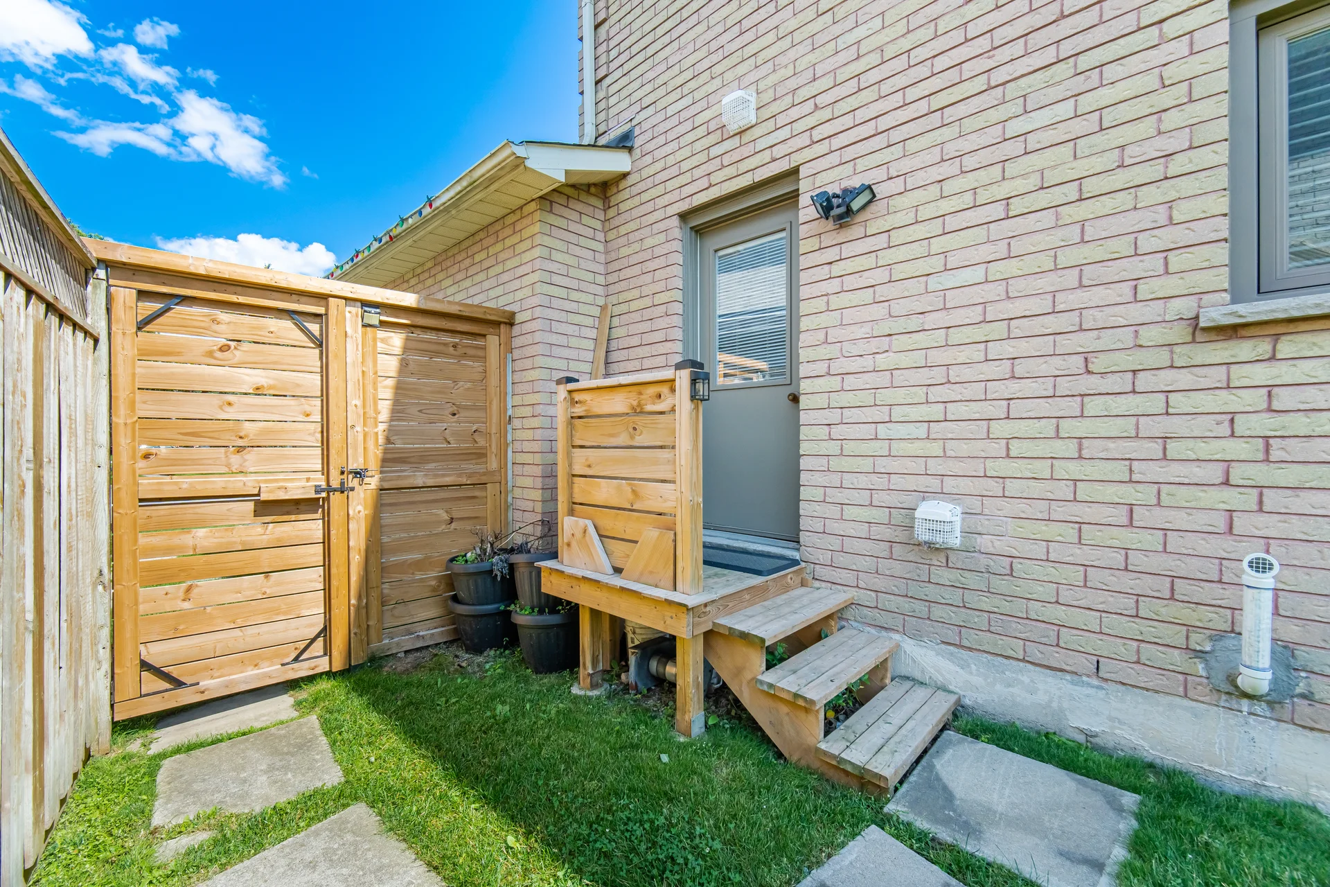 46 Lipton Crescent, Whitby - photo 79