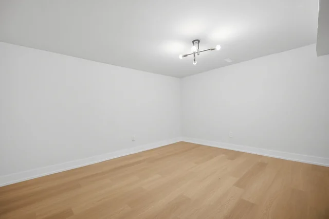 2599 Lundene Road, Mississauga - photo 32