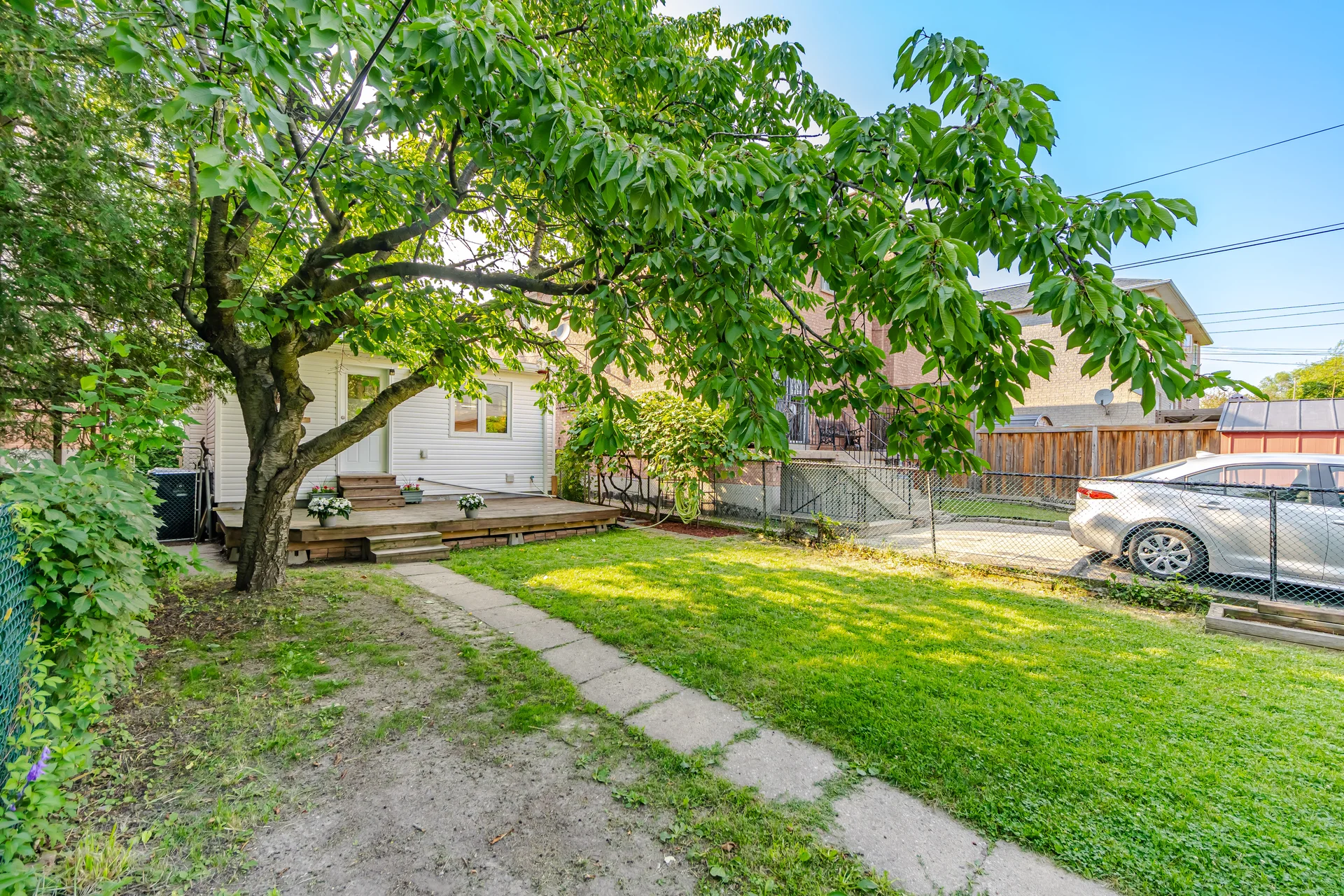 153 McIntosh Street, Scarborough - photo 39