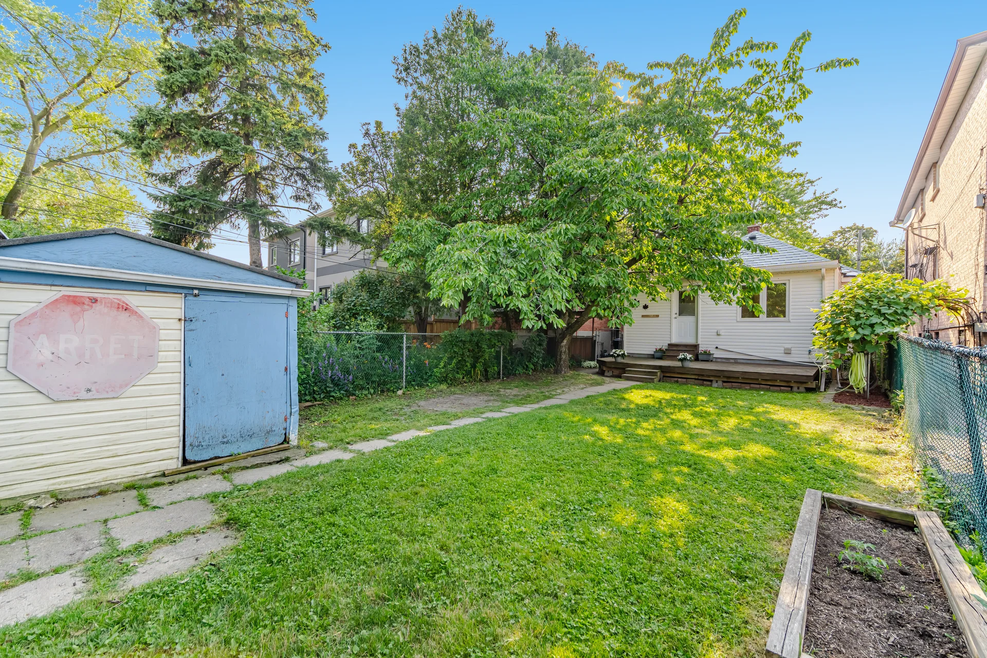 153 McIntosh Street, Scarborough - photo 40