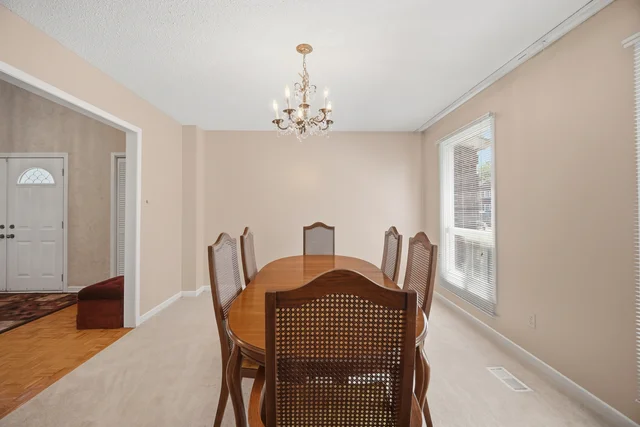 18 Jill Crescent, Brampton - photo 16