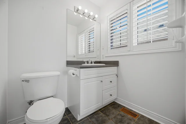 1473 Headon Road, Burlington - photo 32