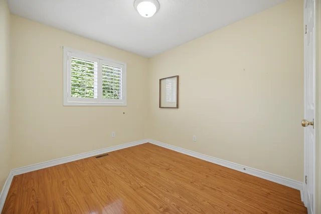 1473 Headon Road, Burlington - photo 36