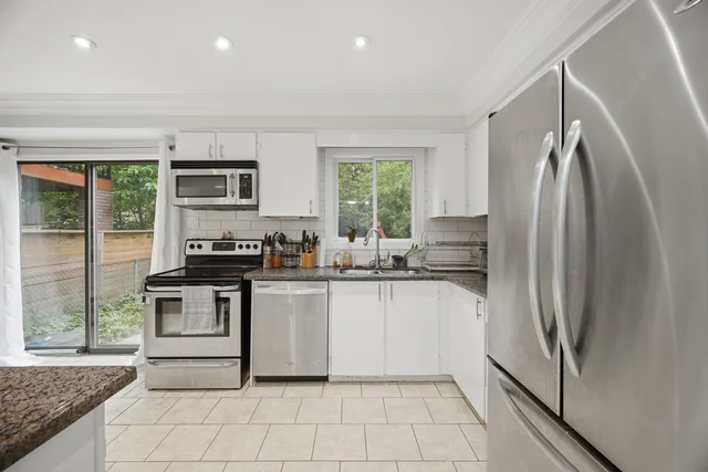 121 Bob O'Link Avenue, Vaughan - photo 22