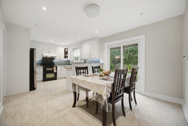 2542 Pollard Drive, Mississauga - photo 20