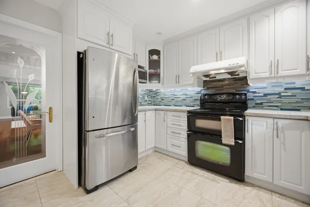 2542 Pollard Drive, Mississauga - photo 24