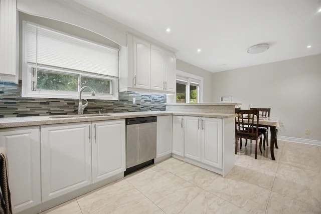 2542 Pollard Drive, Mississauga - photo 25