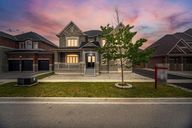 7 Balloon Crescent, Brampton - photo 13