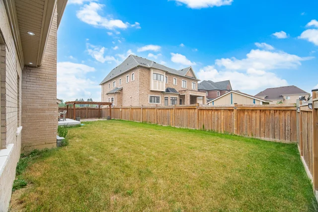 7 Balloon Crescent, Brampton - photo 136