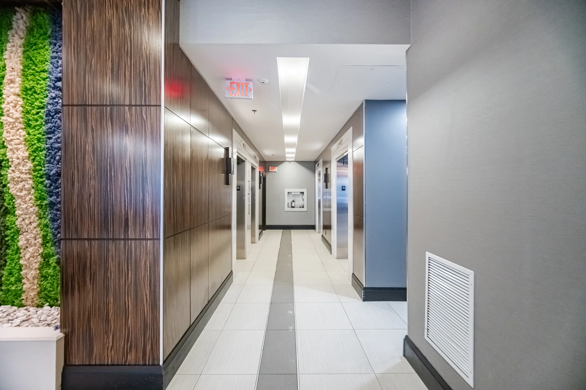 19 Grand Trunk Crescent #3708, Toronto - photo 5