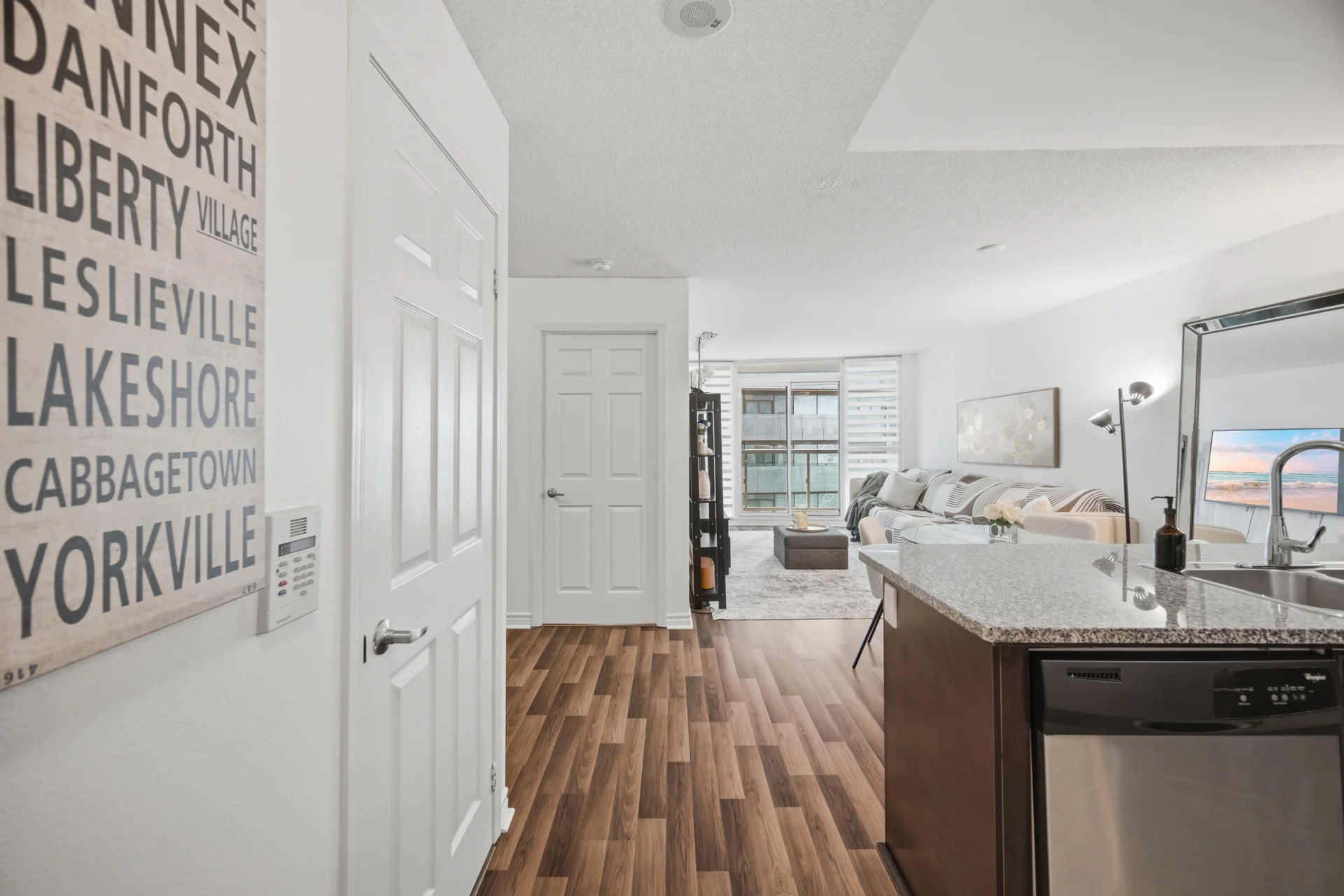 19 Grand Trunk Crescent #3708, Toronto - photo 8